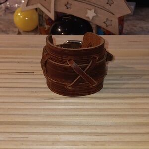 Leather bracelet